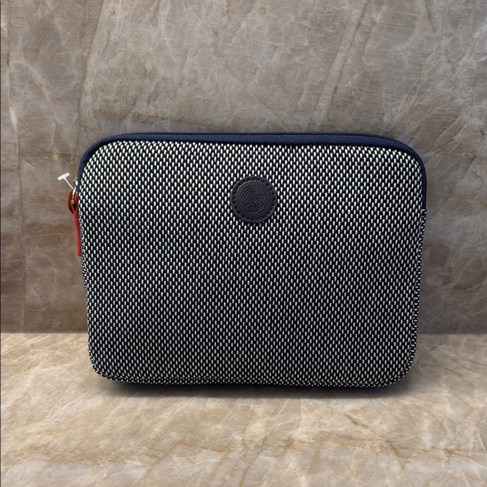 Air France business class amenity kit NWT